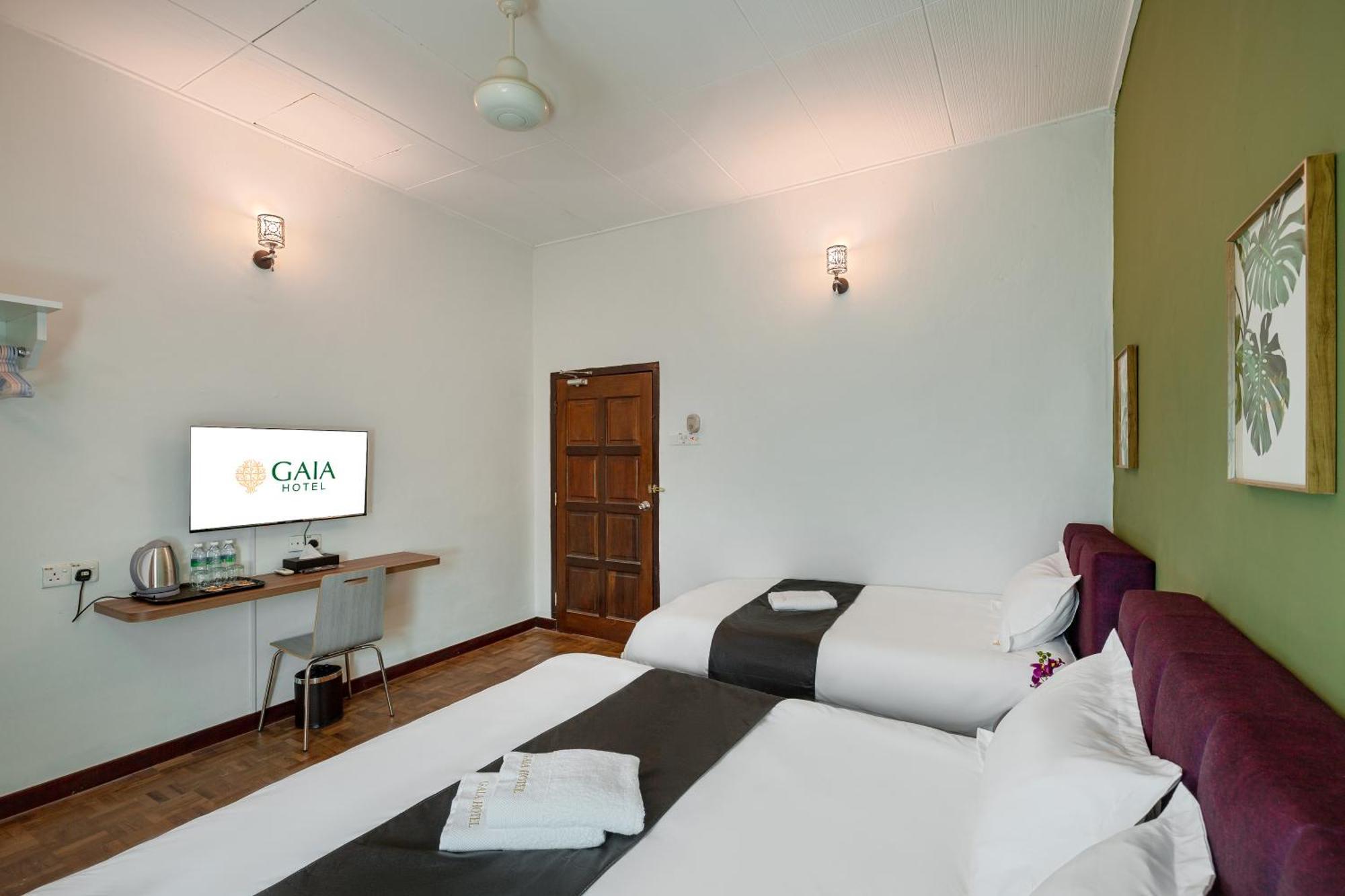 טנג'ונג בונגא Gaia Hotel מראה חיצוני תמונה