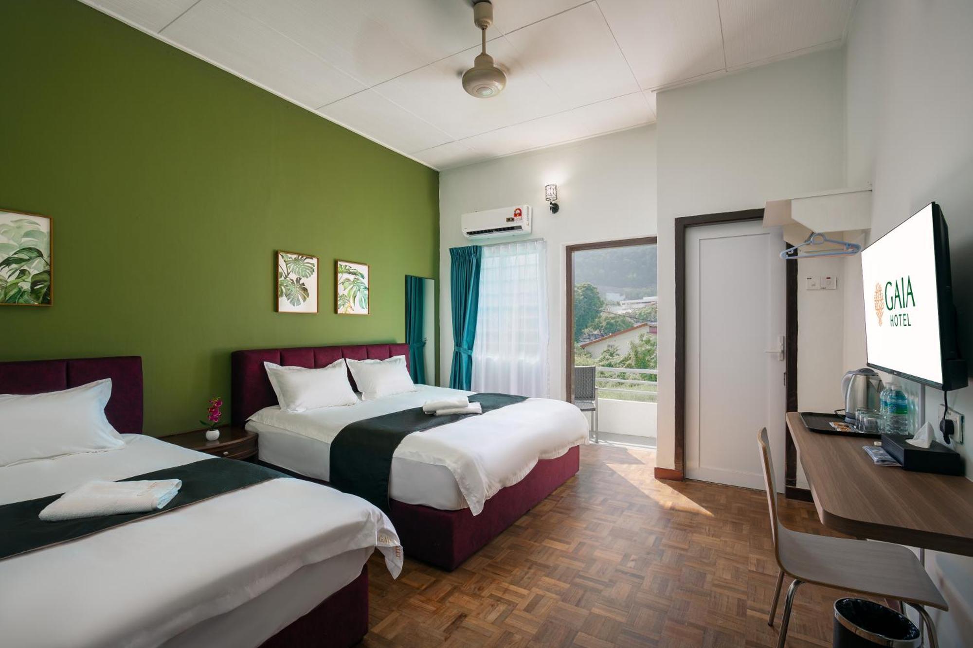 טנג'ונג בונגא Gaia Hotel מראה חיצוני תמונה